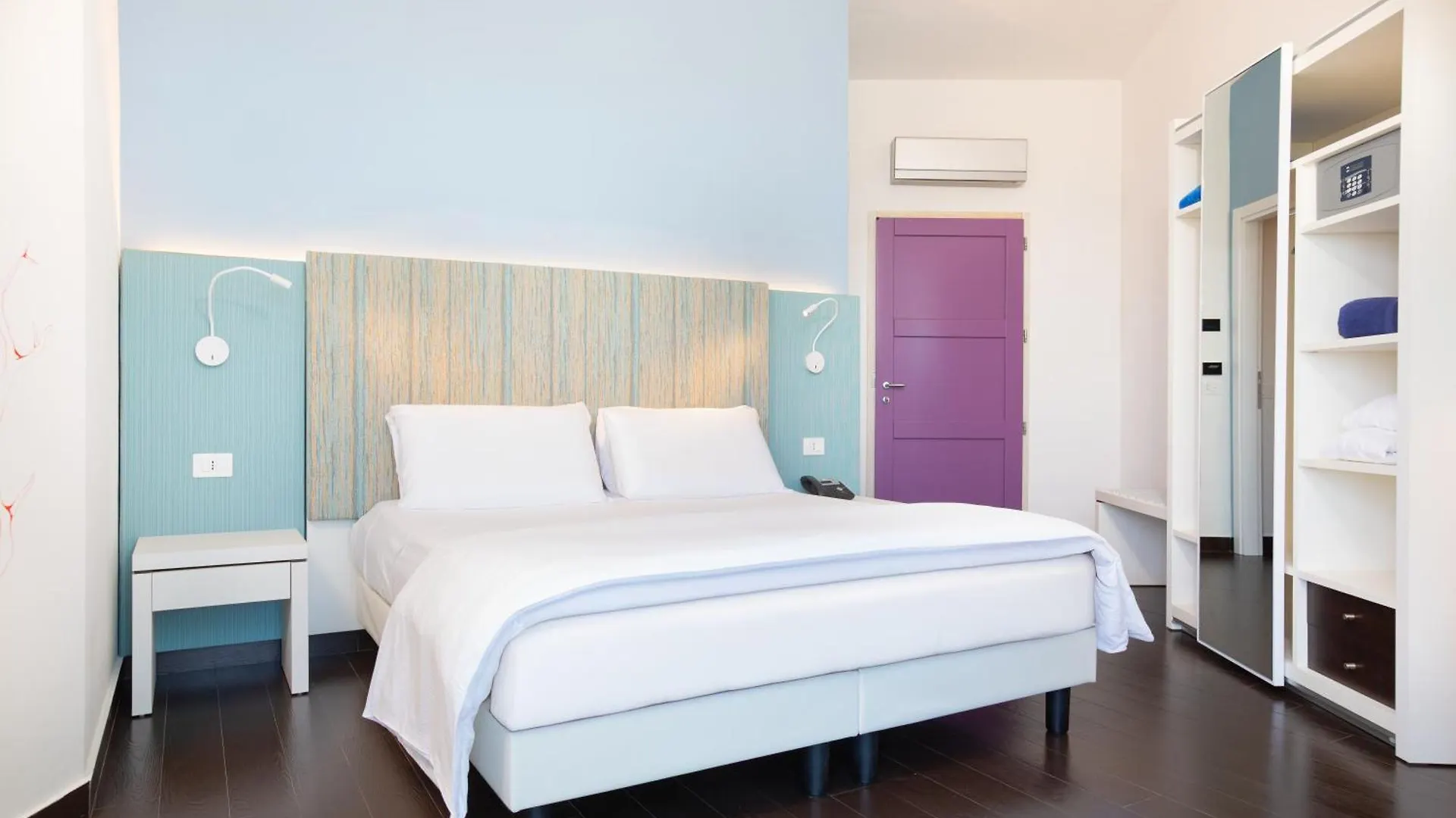 Bajaloglia Resort Castelsardo 4*,